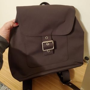 Gap dark brown backpack. Adjustable straps. Two pockets. EUC